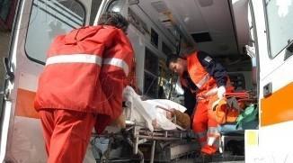 Scooter agganciato da un tir, ferito 38enne 