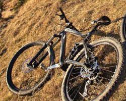 Furti di bici al mare, famiglie tedesche via dalla Versilia 