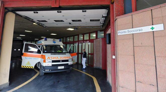 Operaio si ferisce cadendo da oltre 3 metri 