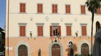 «Ufficio appalti pubblici, Paffetti dia risposte urgenti»