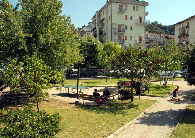 Acqua non potabile a secco i giardini pubblici 