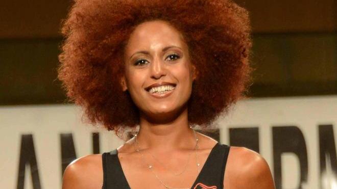 Miss Italia, l’hostess amaranto Madine Konate vola alle semifinali