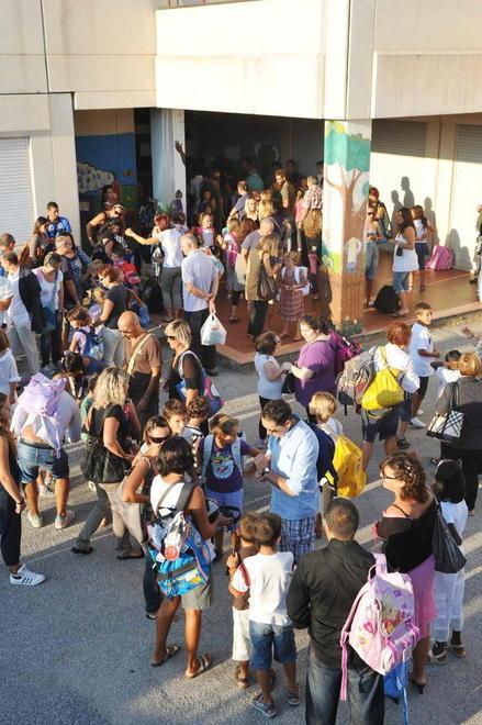 Tutti in classe dal 9 La campanella suona in anticipo 