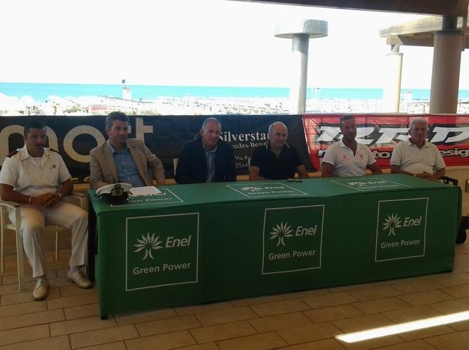 Trecento domani in gara per il trofeo Granducato 