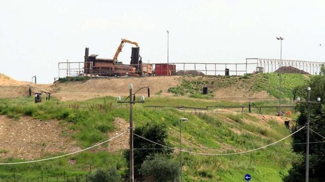 Colline artificiali o spazio gioco al posto della discarica del Fossetto