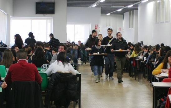 Riapre in anticipo la mensa universitaria 