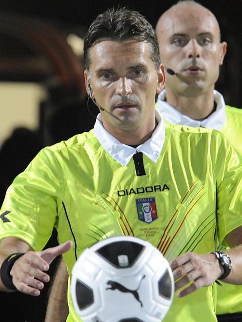 Calcio ko ma gli arbitri sono tra i migliori 