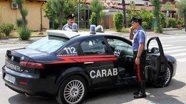 Aspirano 250 litri di gasolio arrestati due giovani