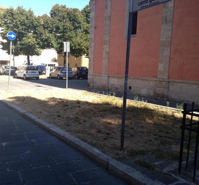 Aiuole secche come spiagge proteste di turisti e residenti