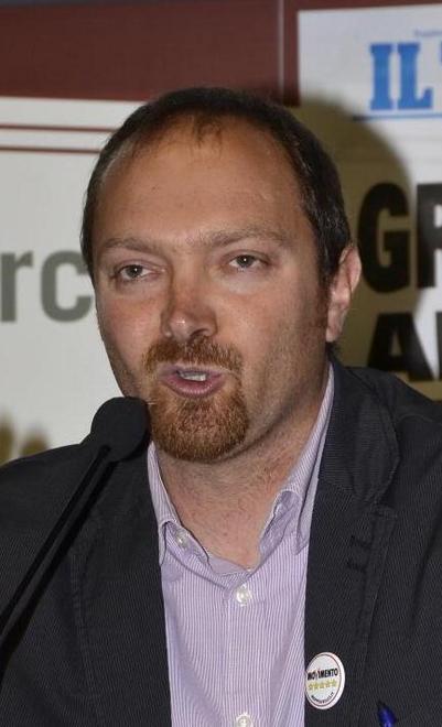 «Farmacie, ecco chi sono i favorevoli a svenderle» 
