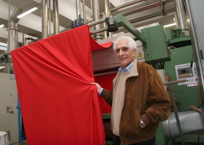 Prato, il re del cachemire Cucinelli compra la linea uomo della D’Avenza di Renato Cecchi 