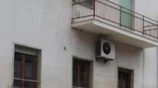 Strade ed ex scuole in degrado il sindaco: non ci sono soldi