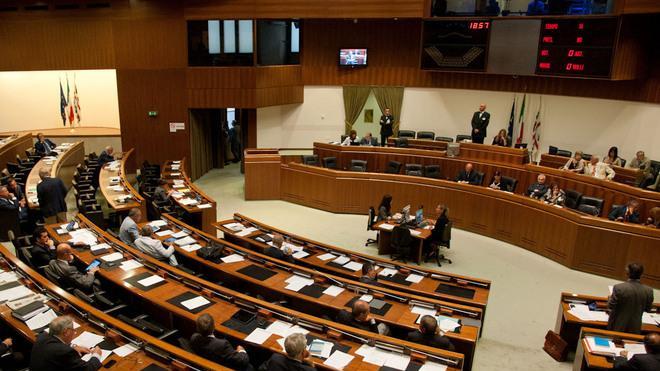Fondi ai gruppi, filone Udc: chieste tre condanne e una assoluzione