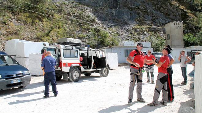 Identificato il cadavere trovato nella cava: è di un pensionato viareggino