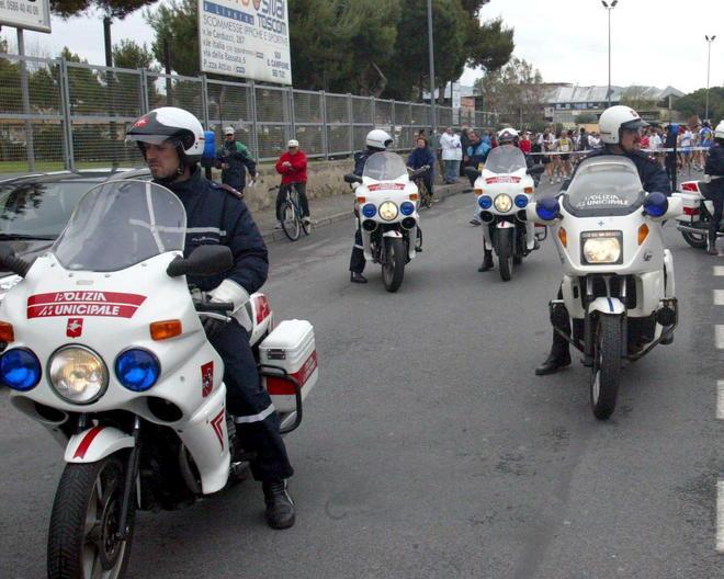 Bici rubata a una ragazza, i vigili riescono a ritrovarla 