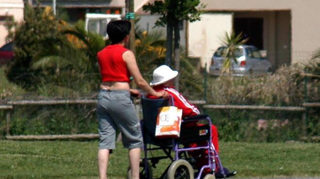 Violenza agli anziani, casi in aumento
