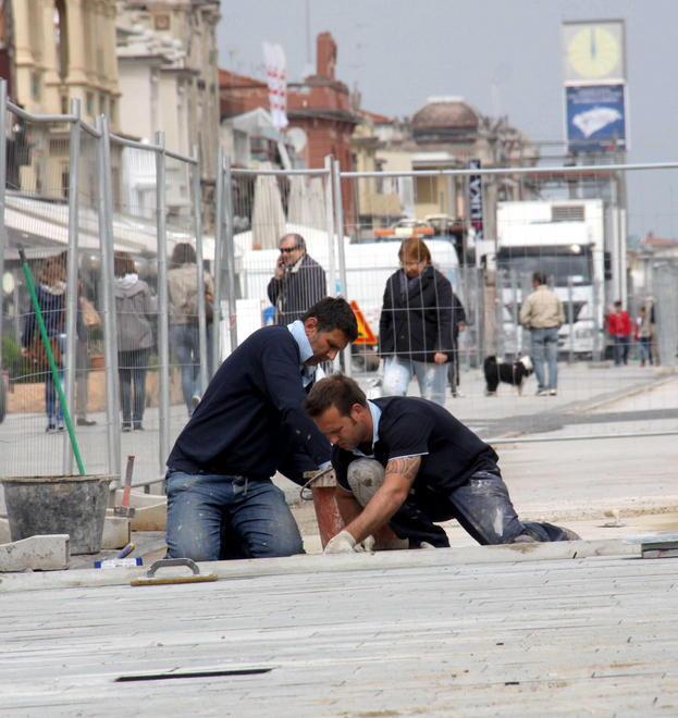 Cantieri aperti, ma i lavori previsti non trovano fine 