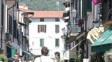 Stop alle brutture per le verande di locali e negozi