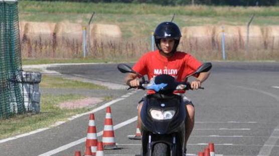 Via al progetto “Guida sicura” nelle scuole