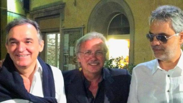 Bocelli parla di politica e ora le canta ai partiti
