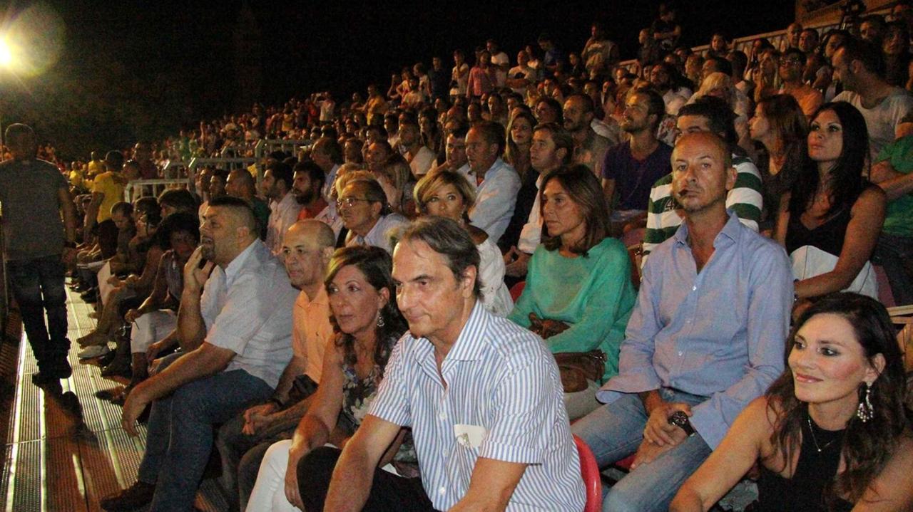 Palla Grossa, Gialli e Azzurri in finale, eliminati i campioni