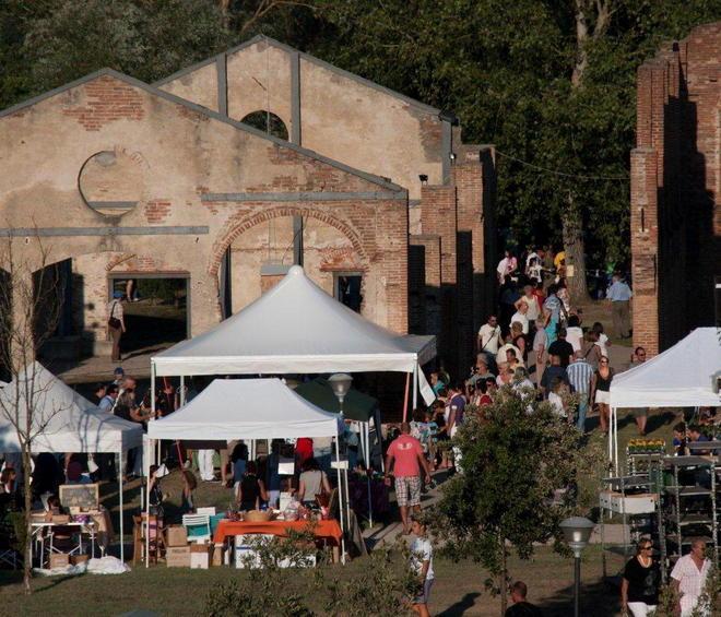 Fischi e campanelle I mattonai tra festa e tradizioni alla Rotta