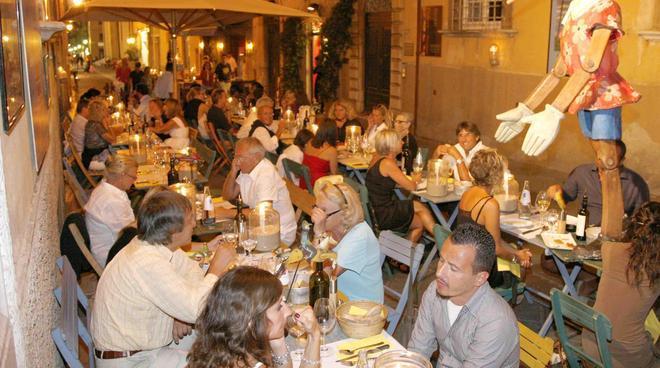 Non ci sono soldi neppure per la guida dei ristoranti