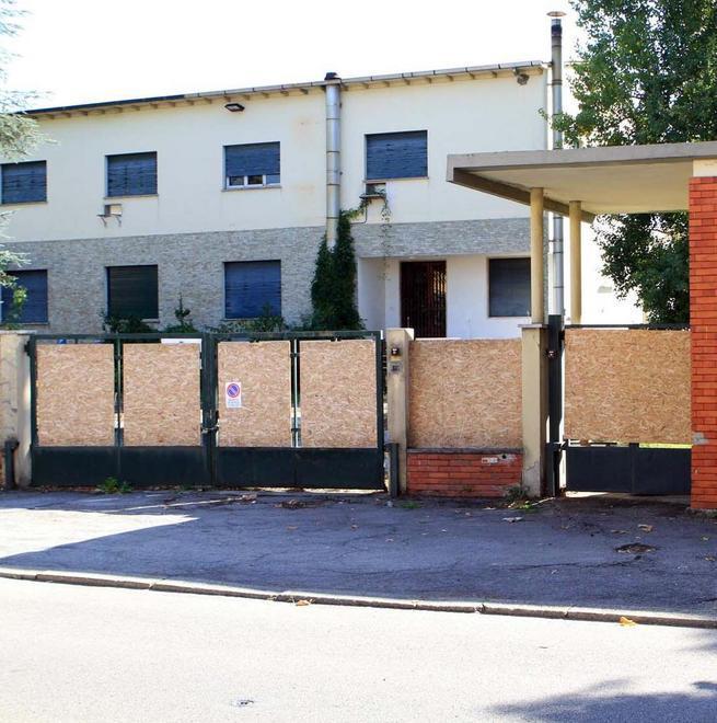  Kartos a un gruppo di Chiesina che apre boutique al Gambrinus 