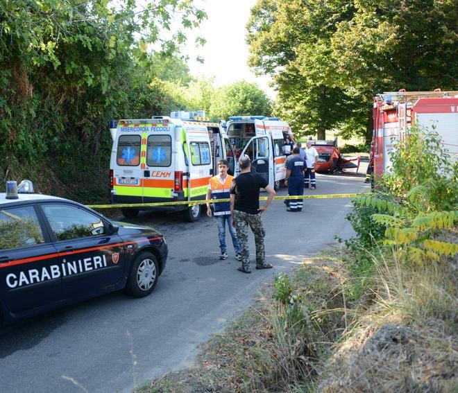 Si ribalta con l’auto, muore pensionato 