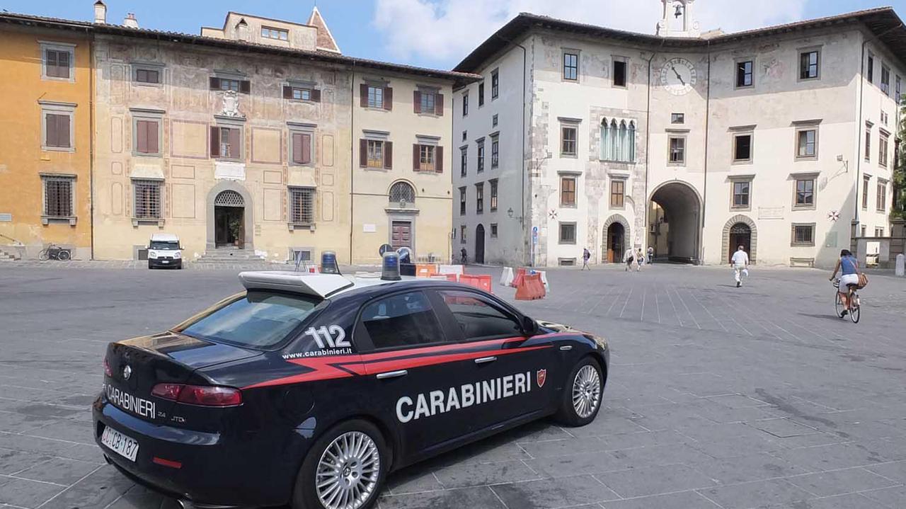 Anziano trovato morto con volto insanguinato, si pensa a un malore