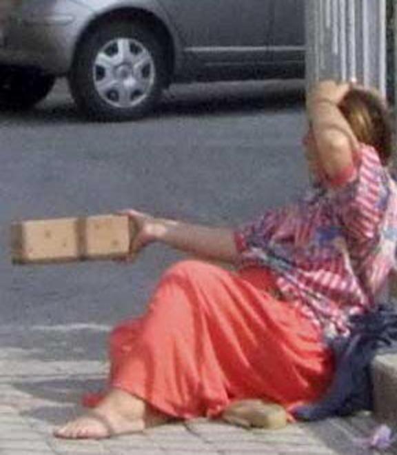 Polizia in città e alla stazione per fermare l’accattonaggio