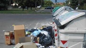Multe da 500 euro a sei “forestieri” che scaricano rifiuti