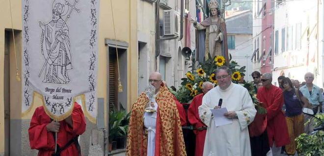 Chiesa nuova, festa a Borgo Ponte 