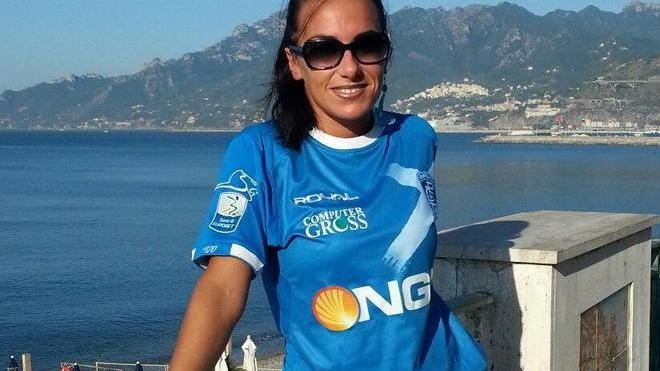 La bellezza azzurra Stefania Renda può sorridere