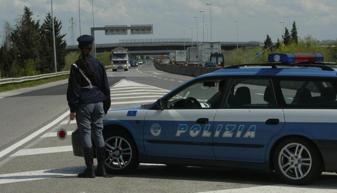 Ingoia una pinza per capelli, bimba di due anni salvata sulla FiPiLi