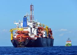 Rigassificatore, ok la prima operazione di scarico di Gnl