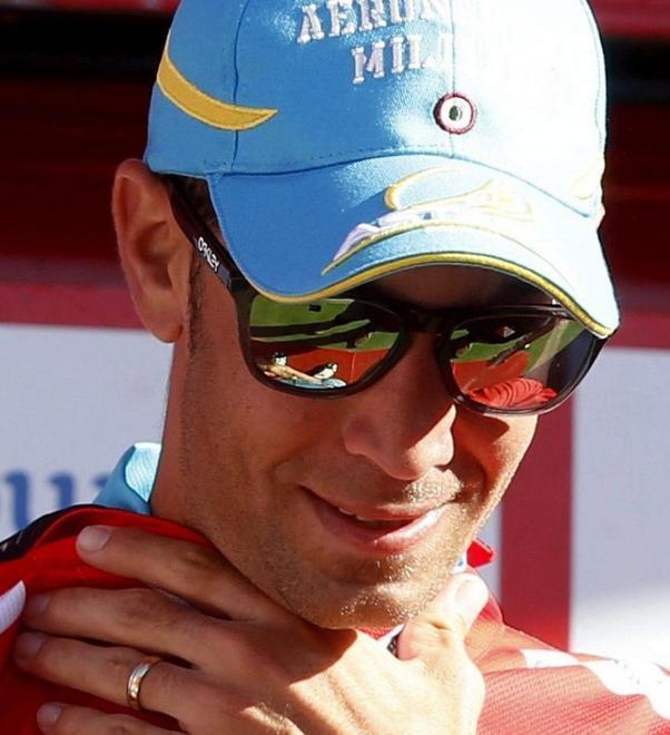 Geniez vola in salita su Scarponi Nibali sempre più vicino al trionfo