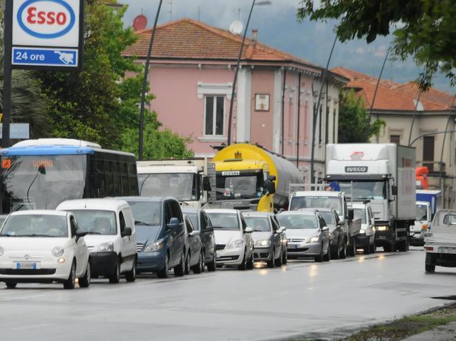 Un’assemblea sugli assi viari 