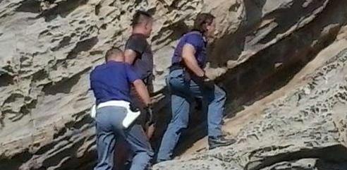 Ladro dei bagnanti sul Romito «La refurtiva non si trova» 