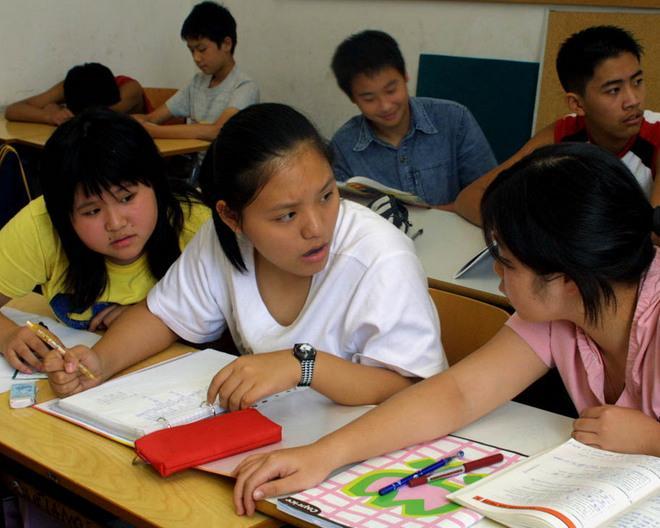Troppi cinesi in classe all’istituto Dagomari di Prato, due ragazzi chiedono di cambiare 