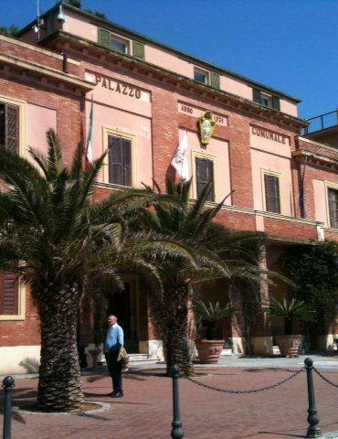 D’Alarcon, via alla privatizzazione 