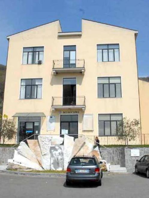«Fusione, costi carissimi per ogni famiglia» 