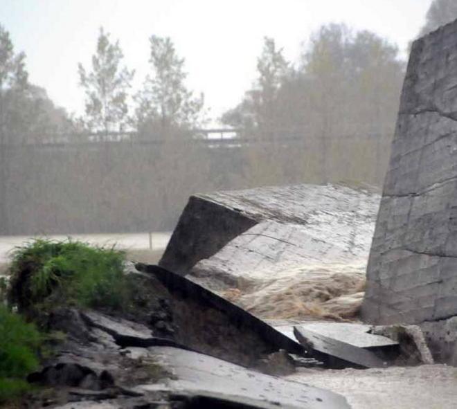 Giù il ponte sulla litoranea per i lavori anti alluvione 