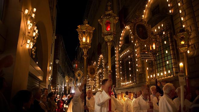 Luminara, inviateci le vostre foto via Twitter