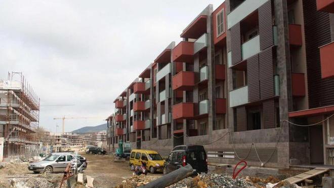 Borgo di Magrignano, torna la luce e finisce la protesta