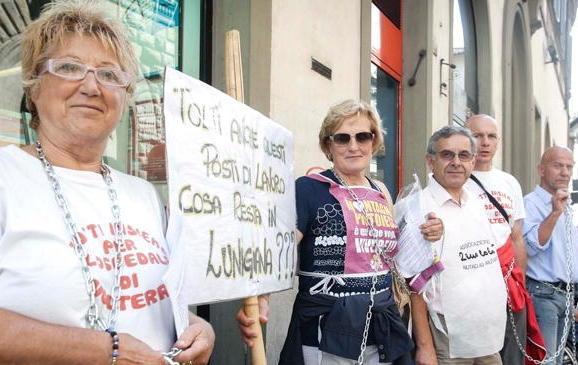 In catene in difesa della sanità 