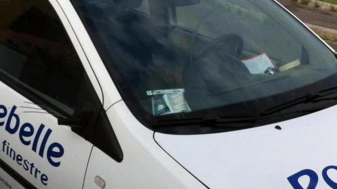 Danni alle auto in sosta a Ponsacco