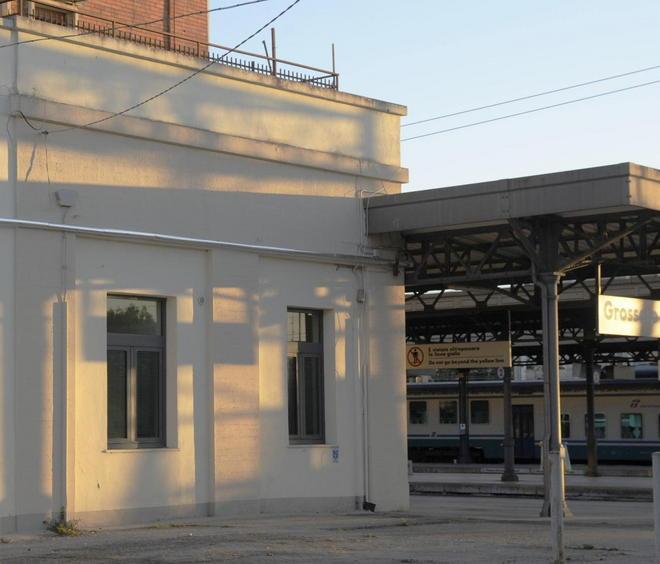 Rimosse le rastrelliere protestano i pendolari