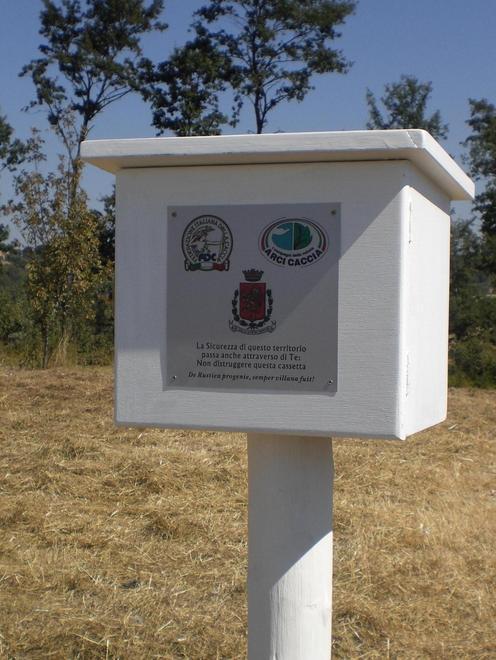 Distrutti o svuotati dei medicinali i kit di primo soccorso 