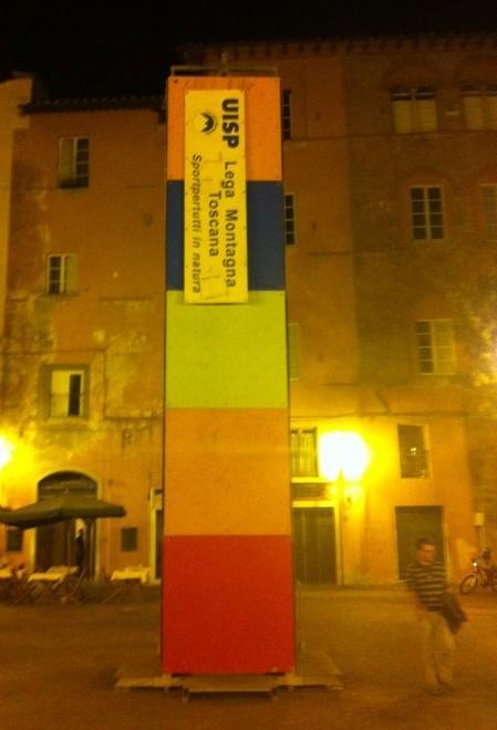 Equilibri Precari in piazza